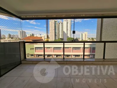 Apartamento com 4 Quartos para alugar, 190m² no Fundinho, Uberlândia