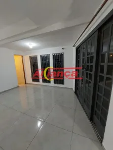 Casa com 4 Quartos para alugar, 180m² no Jardim Presidente Dutra, Guarulhos