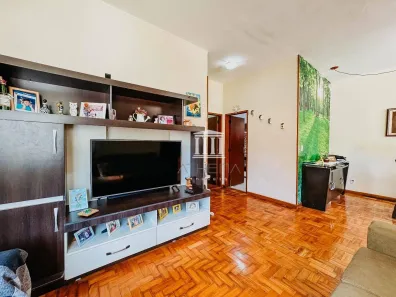 Casa com 3 Quartos à venda, 185m² no Jardim Cascata, Teresópolis