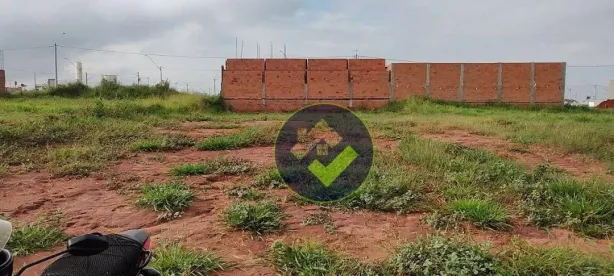 Lote/Terreno à venda, 250m² no Jardim Santa Lúcia, Lençóis Paulista
