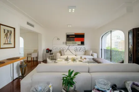 Apartamento com 4 Quartos à venda, 268m² no Pacaembu, São Paulo