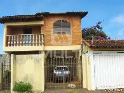 Casa com 3 Quartos para alugar, 299m² no Umuarama, Uberlândia