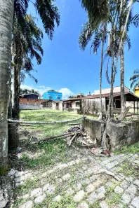 Lote/Terreno à venda, 750m² no Massaguaçu, Caraguatatuba