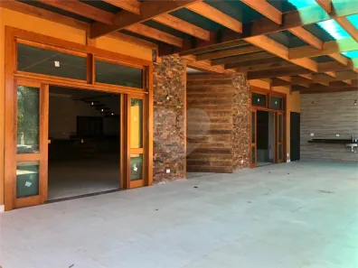 Casa de Condomínio com 5 Quartos para alugar, 570m² no Caraguatá, Mairiporã