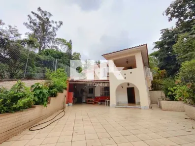 Casa com 5 Quartos à venda, 244m² no Cosme Velho, Rio de Janeiro