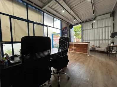 Ponto Comercial para alugar, 50m² no Centro, Jaú