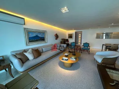 Apartamento com 4 Quartos à venda, 250m² no São Francisco, Niterói