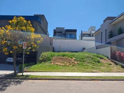 Lote/Terreno à venda, 250m² no Jardim Ermida I, Jundiaí