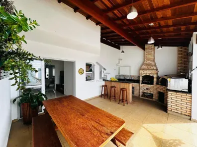 Casa de Condomínio com 3 Quartos à venda, 178m² no Conjunto Bom Pastor, Mogi das Cruzes