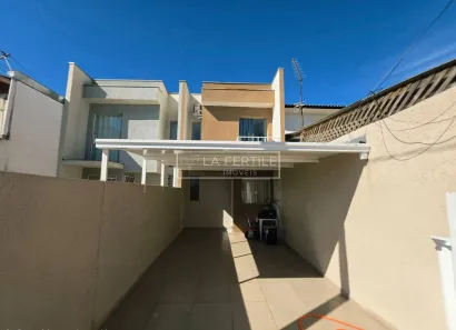 Sobrado com 2 Quartos à venda, 68m² no Pinheirinho, Curitiba