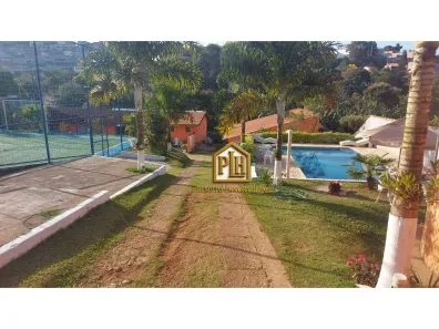 Fazenda/Sítio com 3 Quartos à venda, 800m² no Jardim Estância Brasil, Atibaia