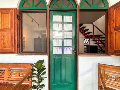 Casa de Condomínio com 2 Quartos à venda, 81m² no Itaipu, Niterói