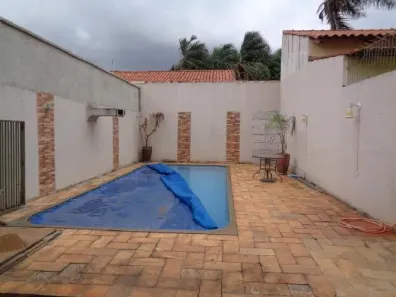 Sobrado com 3 Quartos à venda, 228m² no Jardim América, Goiânia
