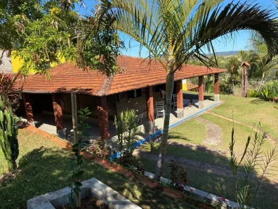 Casa com 2 Quartos à venda, 188m² no Parque Flamboyant, Amparo