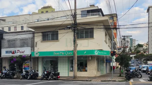 Imóvel Comercial para alugar, 93m² no Centro, Poços de Caldas