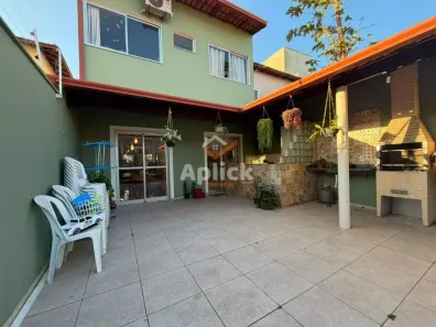 Casa com 3 Quartos para alugar, 110m² no Morada de Laranjeiras, Serra