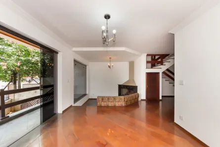 Casa com 4 Quartos à venda, 340m² no Jardim Londrina, São Paulo