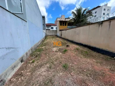 Lote/Terreno à venda, 180m² no Parque Maracanã, Contagem