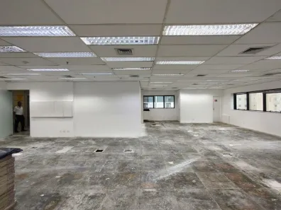 Sala Comercial para alugar, 135m² no Consolação, São Paulo