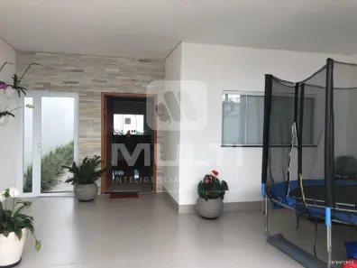 Casa com 4 Quartos à venda, 238m² no Jardim Sul, Uberlândia