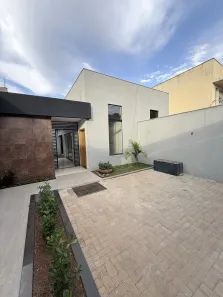 Casa com 3 Quartos à venda, 155m² no Jardim Atlântico, Goiânia