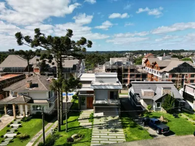 Casa de Condomínio com 3 Quartos à venda, 492m² no Centro, Canela