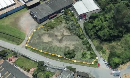 Lote/Terreno para alugar, 1m² no Sertãozinho, Mauá