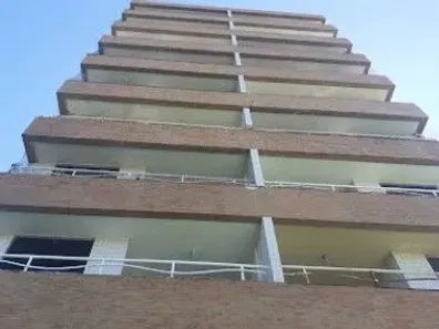 Apartamento com 2 Quartos à venda, 70m² no Vicente Pinzon, Fortaleza