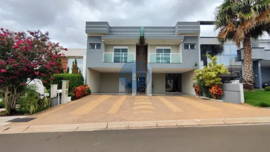 Sobrado com 4 Quartos à venda, 300m² no Jardim Residencial Dona Lucilla, Indaiatuba