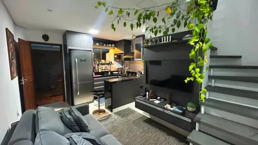 Sobrado com 2 Quartos à venda, 41m² no Rio Tavares, Florianópolis