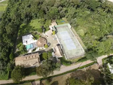 Fazenda/Sítio com 9 Quartos à venda, 300m² no Mombaça, São Roque