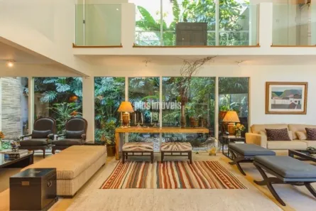 Sobrado com 5 Quartos à venda, 878m² no Jardim Guedala, São Paulo