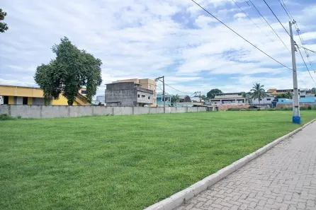 Lote/Terreno à venda, 180m² no Santa Cruz da Serra, Duque de Caxias