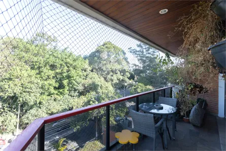 Apartamento com 3 Quartos à venda, 204m² no Jardim das Bandeiras, São Paulo