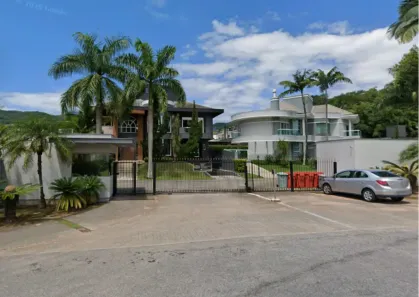 Sobrado com 4 Quartos à venda, 274m² no João Paulo, Florianópolis