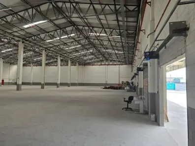 Galpão/Depósito/Armazém para alugar, 3660m² no Parque Colúmbia, Rio de Janeiro