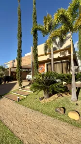Casa de Condomínio com 3 Quartos à venda, 300m² no Vila Anália, Montes Claros