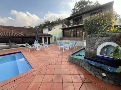 Casa com 3 Quartos à venda, 105m² no Duarte Silveira, Petrópolis
