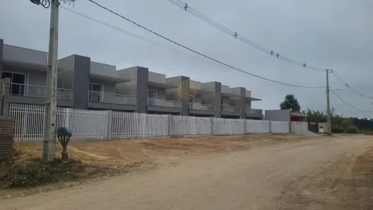 Sobrado com 3 Quartos à venda, 96m² no Embu, Colombo