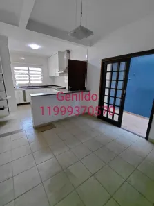 Sobrado com 3 Quartos para alugar, 188m² no Vila Adalgisa, São Paulo