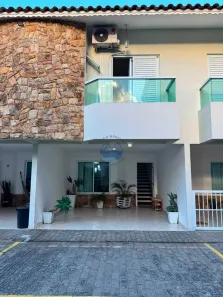 Casa de Condomínio com 3 Quartos para alugar, 132m² no Canto do Forte, Praia Grande
