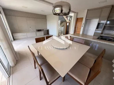 Casa de Condomínio com 4 Quartos para alugar, 185m² no Granja Marileusa, Uberlândia