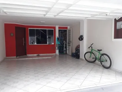 Sobrado com 4 Quartos à venda, 10m² no Cruz, Lorena