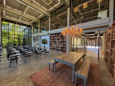 Sala Comercial para alugar, 240m² no Vorstadt, Blumenau