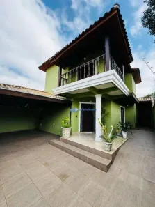 Sobrado com 4 Quartos à venda, 260m² no Cidade Jardim, Jacareí