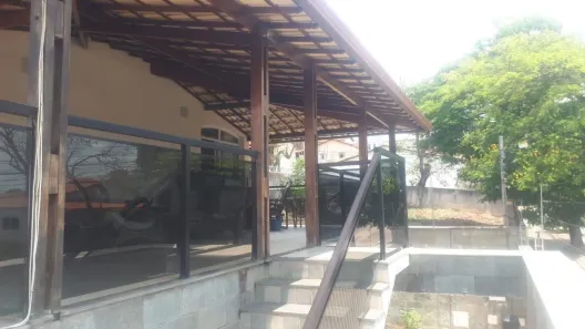 Casa com 5 Quartos para alugar, 720m² no Parque Jardim Itaú, Vespasiano