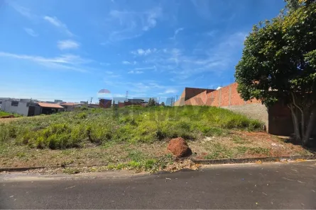 Lote/Terreno à venda, 250m² no Lívia II, Botucatu