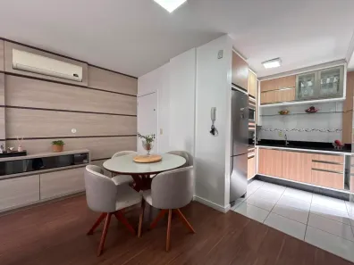 Apartamento com 3 Quartos à venda, 90m² no Agronômica, Florianópolis