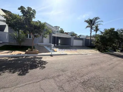 Casa de Condomínio com 4 Quartos para alugar, 450m² no Vilagge Capricio, Louveira