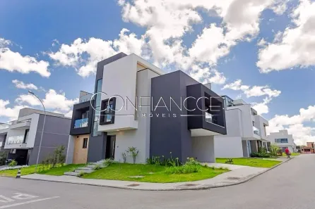 Casa de Condomínio com 3 Quartos à venda, 194m² no Santa Cândida, Curitiba